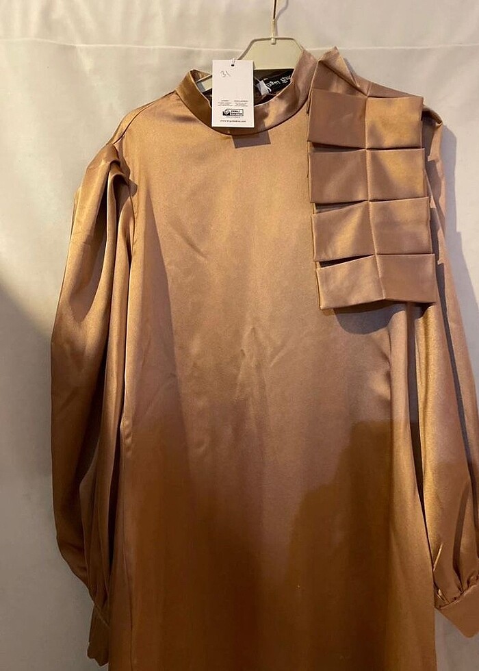 Saten abiye elbise - Görsel 3