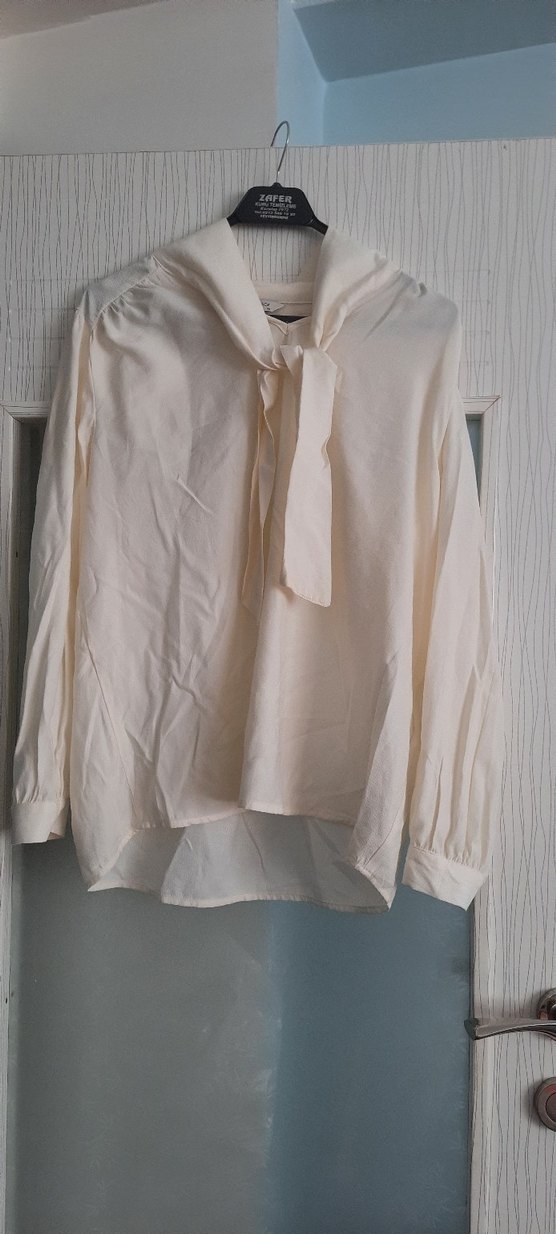 LCW Grace Ekru Bağlamalı Yaka Kadın Bluz - Görsel 3