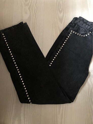 Zımba detaylı pantolon