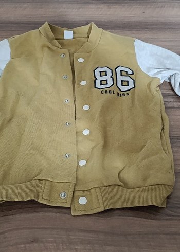 Bej Düğmeli Erkek Çocuk Ceket - Görsel 2
