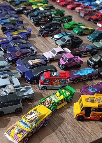 190 hotwells ve diğer bütün metal arabalar - Görsel 2