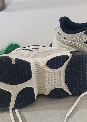 New Balance New Balance Beyaz Gri Dolgu Topuklu Spor Ayakkabı