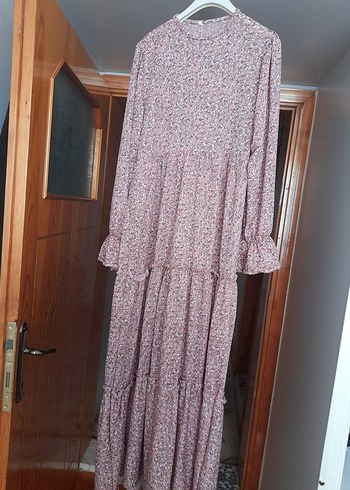 Pembe Uzun Renkli Fırfırlı Bohem Elbise