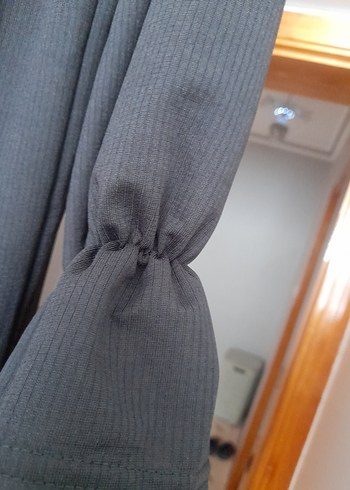 42 Beden gri Renk siyah Uzun Kollu Fırfırlı Salaş Elbise