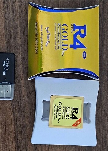 R4 GOLD NİNTENDO EMULATORLU 32GB