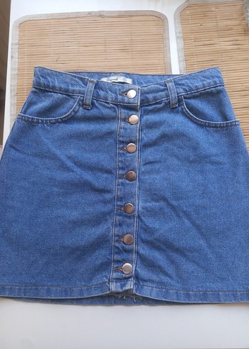 Düğmeli Mavi Denim Mini Etek