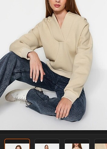 Bej Sweatshirt