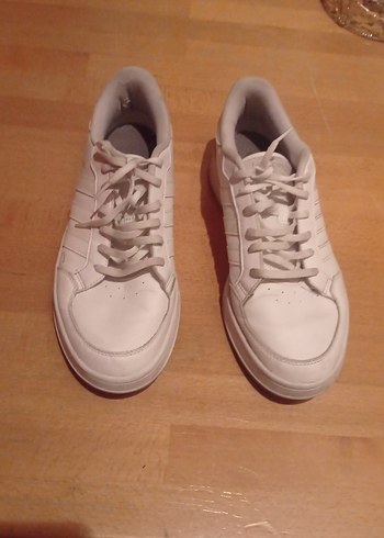 43 numara ,Adidas Beyaz erkek Spor Ayakkabısı - Görsel 4