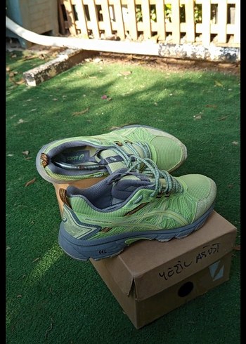 ürün orjinal

Erkek  Spor Ayakkabı,sıfırdan farksız
çok temiz, - Görsel 3