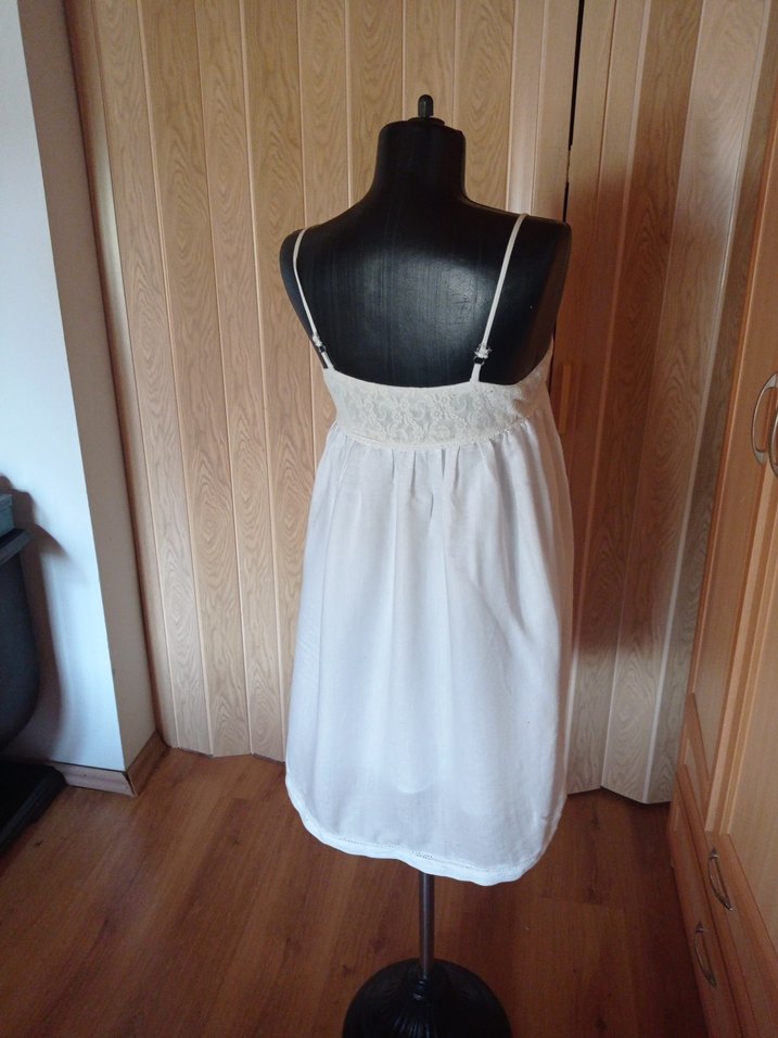 Beyaz keten askılı elbise , - Görsel 2