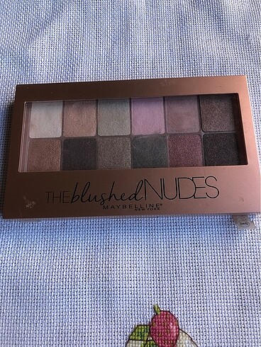 Maybelline Far Paleti