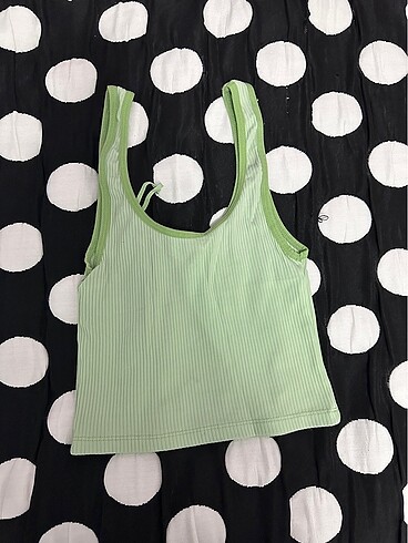 Yeşil hiç giyilmemiş crop