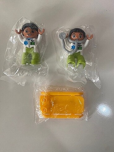 Lego duplo doktor ve hemşire ve sedye
