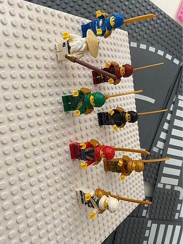 Diğer Lego ninjago minifigür seti
