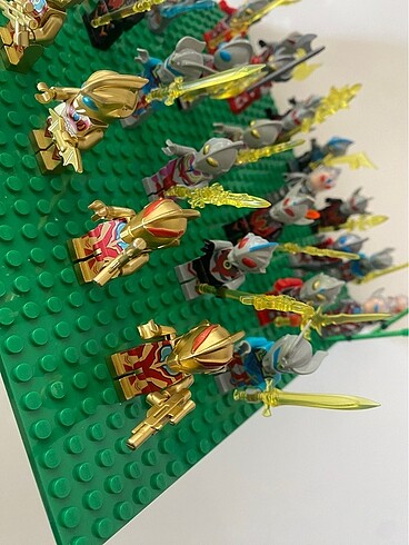 Beden Renk Lego ultra man minifigür