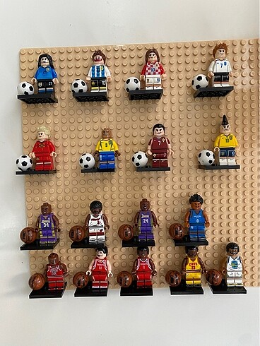 Lego futbol ve NBA minifigürleri