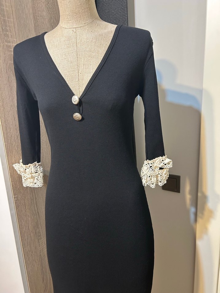 Düğmeli Siyah Uzun Triko Elbise - Görsel 5