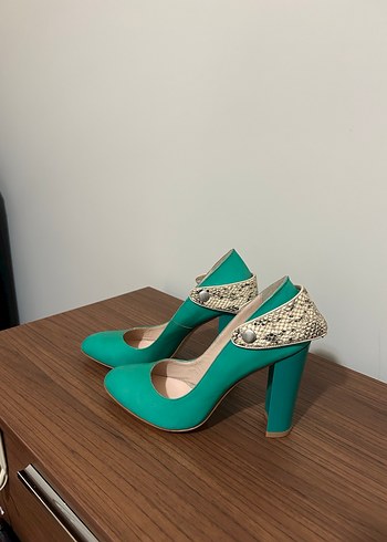 Turkuaz Yılan Desenli Topuklu Kadın Ayakkabı - Görsel 4