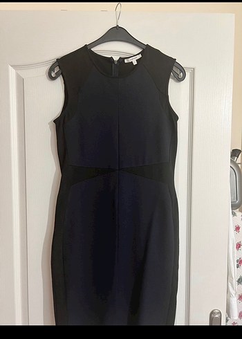 Kolsuz V Yaka Uzun Elbise - Görsel 4