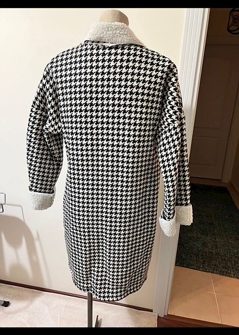 Ekose Desenli Kadın Kaban - Görsel 4