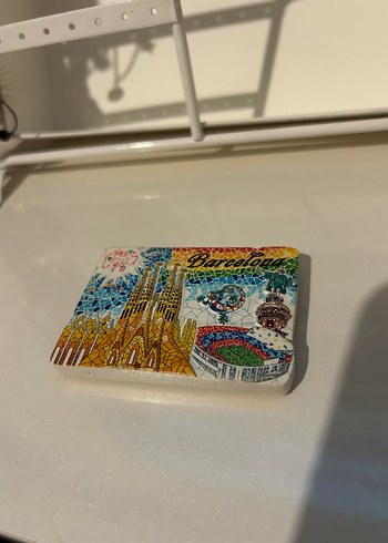 Renkli Barcelona Temalı Magnet