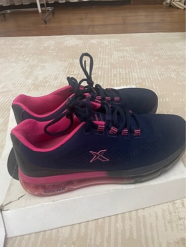 Kinetix spor ayakkabı