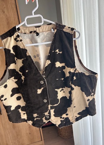 Düğmeli V Yakalı Kahverengi Batik Yelek - Görsel 2