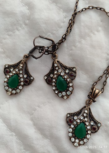 Yeşil Taşlı Vintage Boncuklu Takı Seti