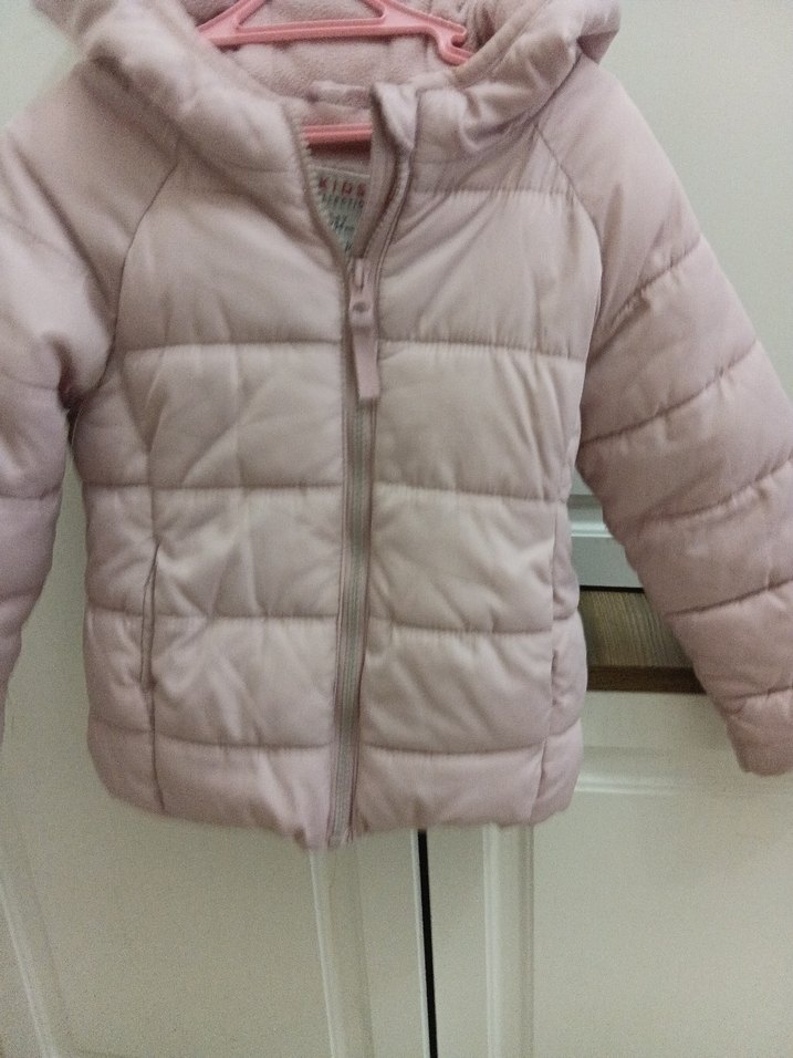 Kız Çocuk Kapüşonlu Pembe Mont - Görsel 3