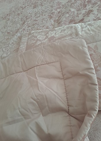 Yatak örtüsü pudra üst kadife - Görsel 6
