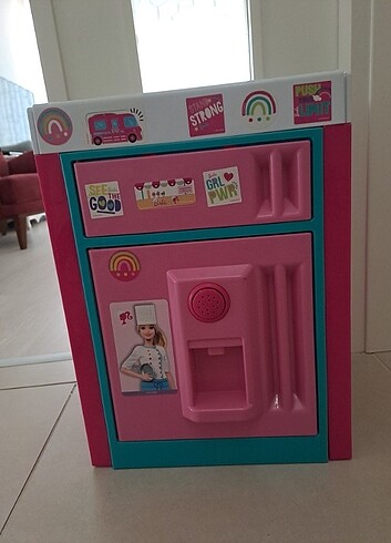 Barbie Barbie Buzdolabı
