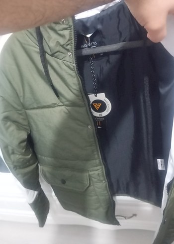 Kamuflaj Desenli Erkek Kısa Mont - Görsel 3