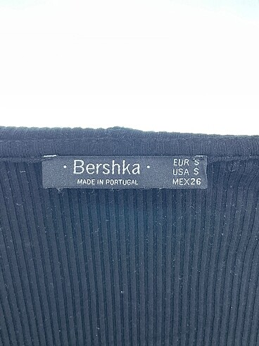 s Beden çeşitli Renk Bershka Bluz %70 İndirimli.