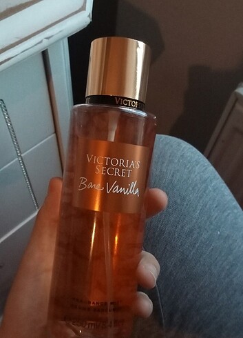 Victoria's Secret Bare Vanilla VS