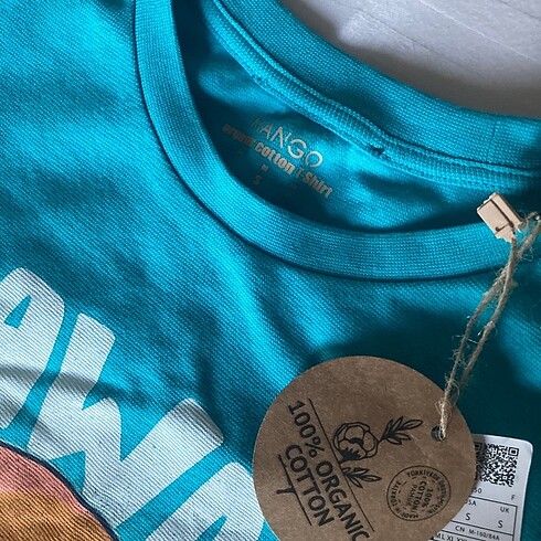 Mango Mango Hawaii Island Retro Baby Tee