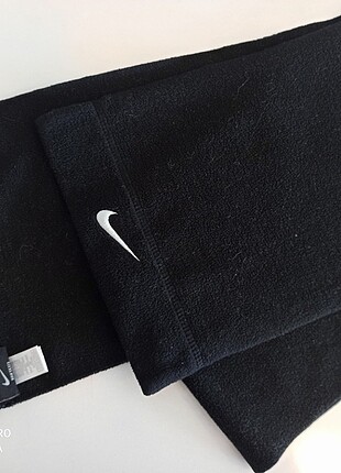 Yeni gibi orijinal Nike siyah polar atkı 145 cm