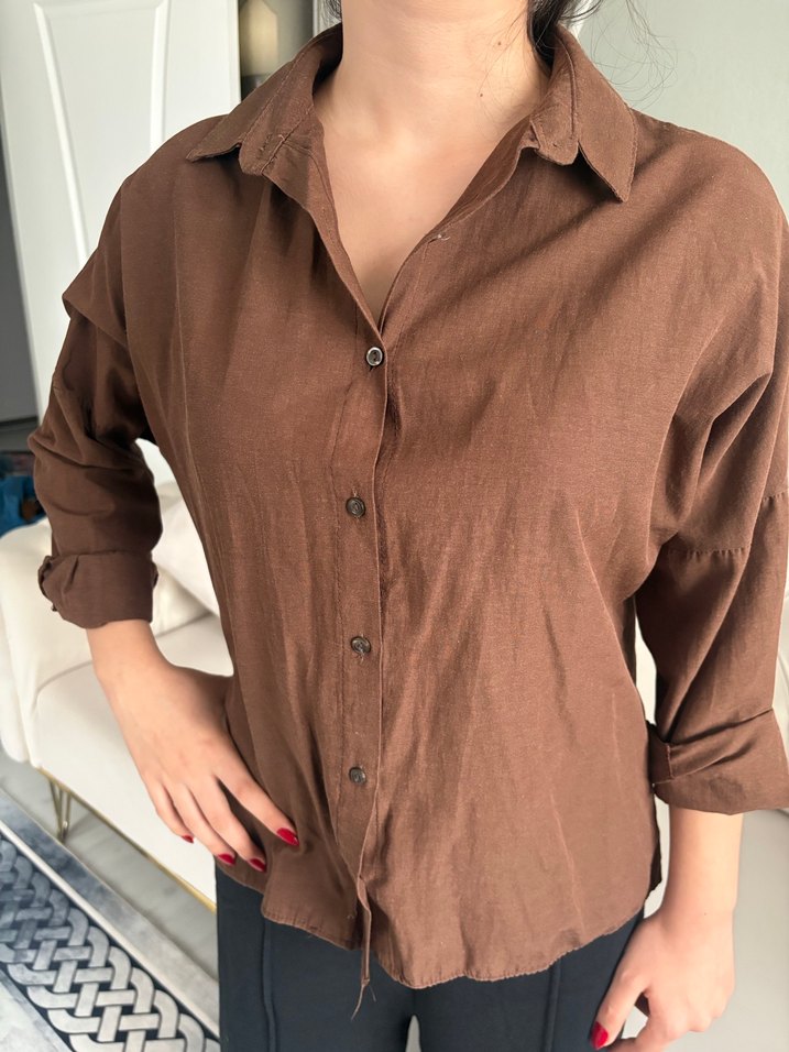 Düğmeli Kahverengi Keten Kadın Gömlek - Görsel 3