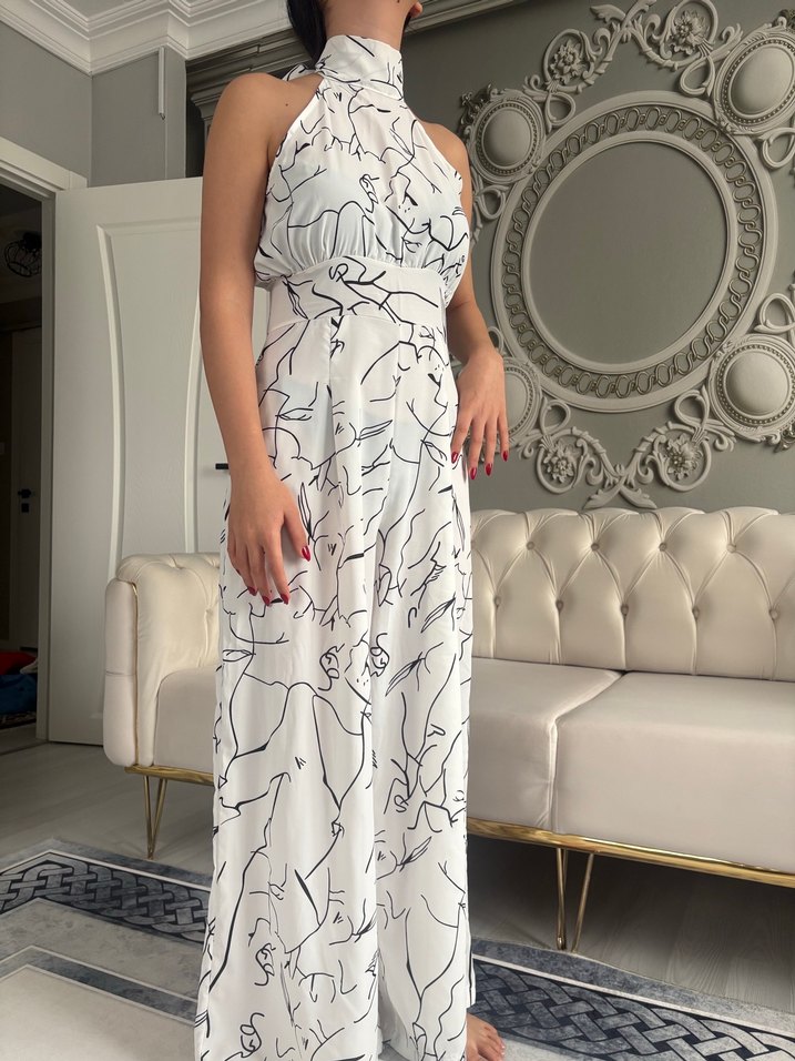 Beyaz Desenli Uzun Straplez Tulum - Görsel 2