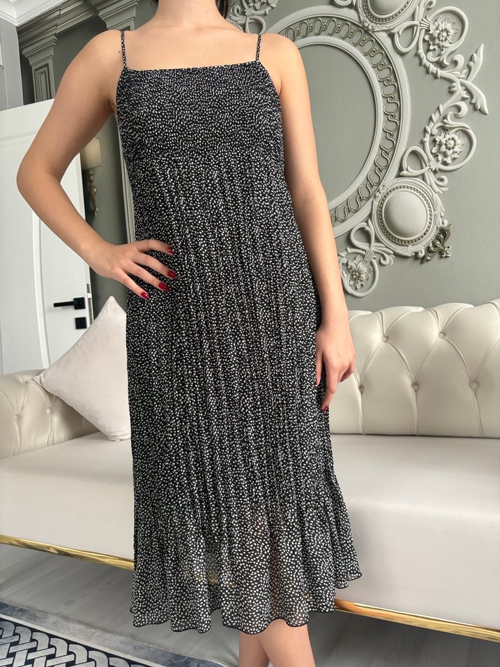 Gri Yılan Desenli Pilili Uzun Abiye Elbise - Görsel 3