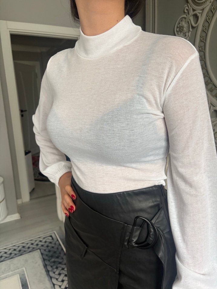 Beyaz Parlak Balıkçı Yaka Kadın Bluz - Görsel 3