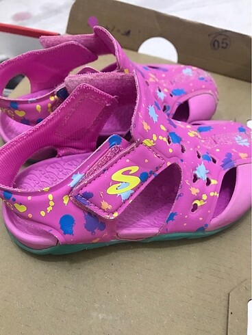 Skechers kız bebek sandalet