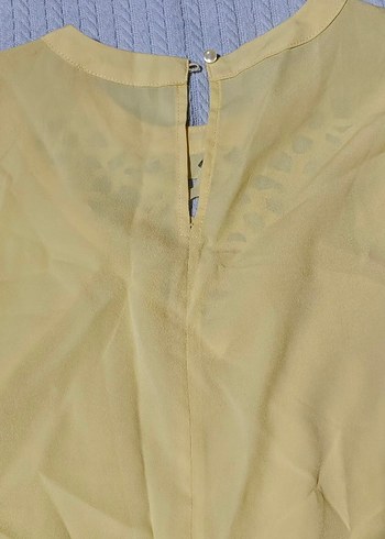 Sarı V Yaka Dantel Detaylı Kadın Bluz - Görsel 2