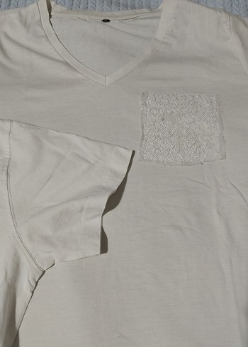 BayanBeyaz Kısa Kollu Pamuklu Tişört 2 tanenin fiyatıdır - Görsel 3