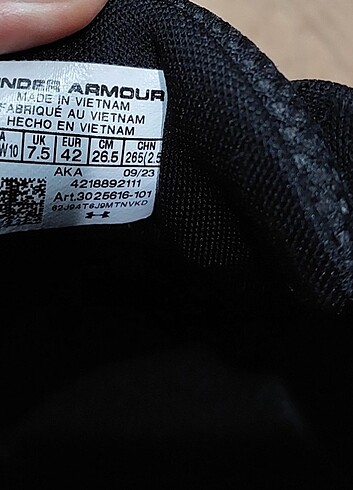 42 Beden Under Armour Erkek Basketbol Ayakkabısı