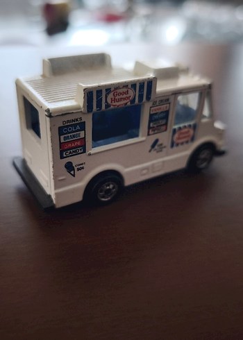  Beden hotwheels kamyon