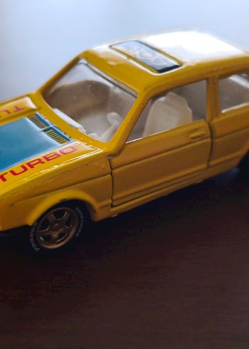 Sarı Turbo Oyuncak Araba
