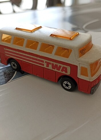 Matchbox otobüs 