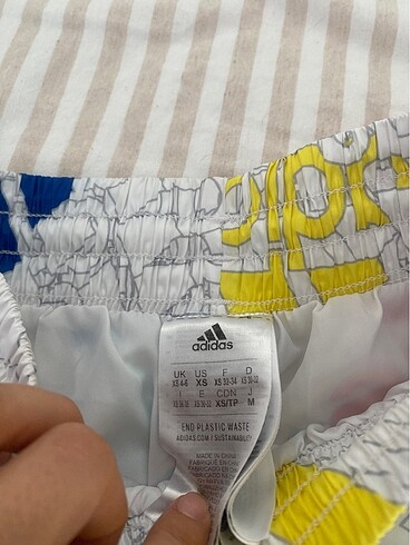 xs Beden Adidas esofman