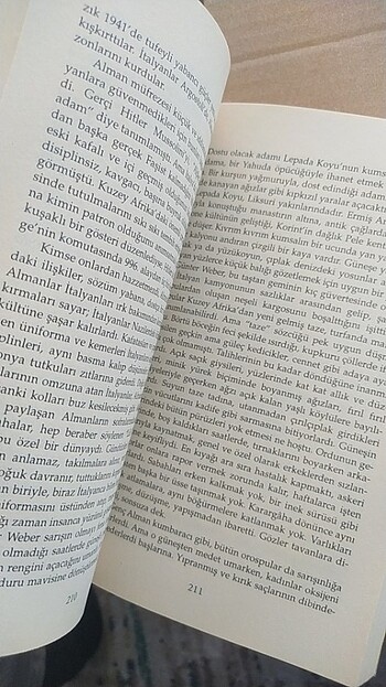 Beden Renk Louis de bernieres yüzbaşı corelli'nin mandolini