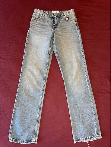 Bershka Straight Jean